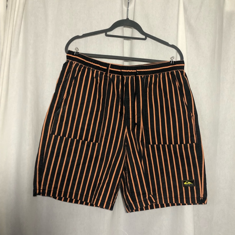 Quicksilver Striped Short (water resistant)